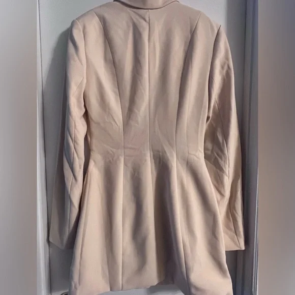 Oh Polly Back on the Block Dress - Picture 3 of 3